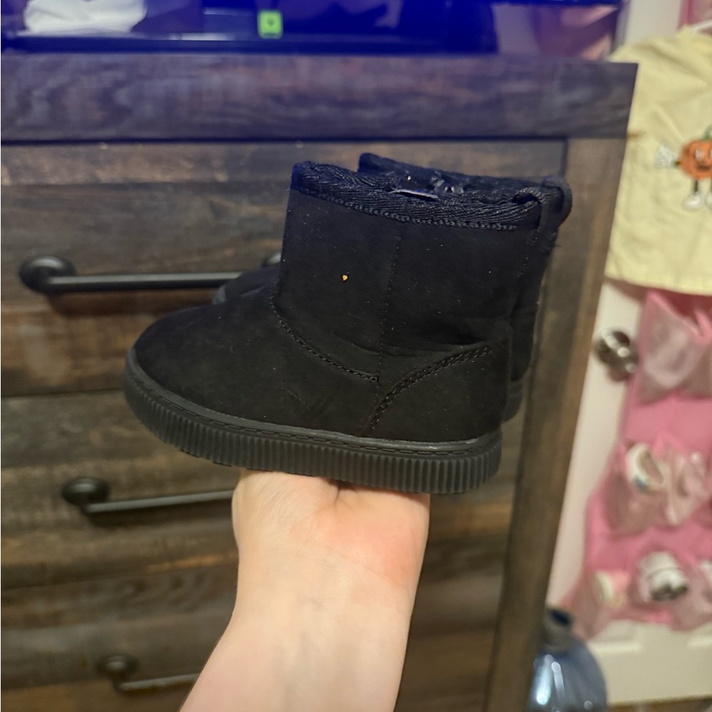 Cat & Jack Black Kids Boots